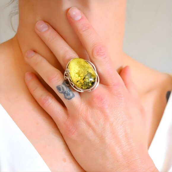 Jūratė Amber Jewelry - Baltic Green Amber Ring in Sterling Silver - Handmade